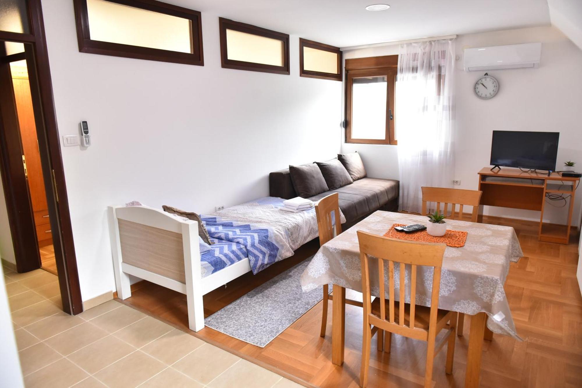 Apartments Ravno プルジネ 部屋 写真