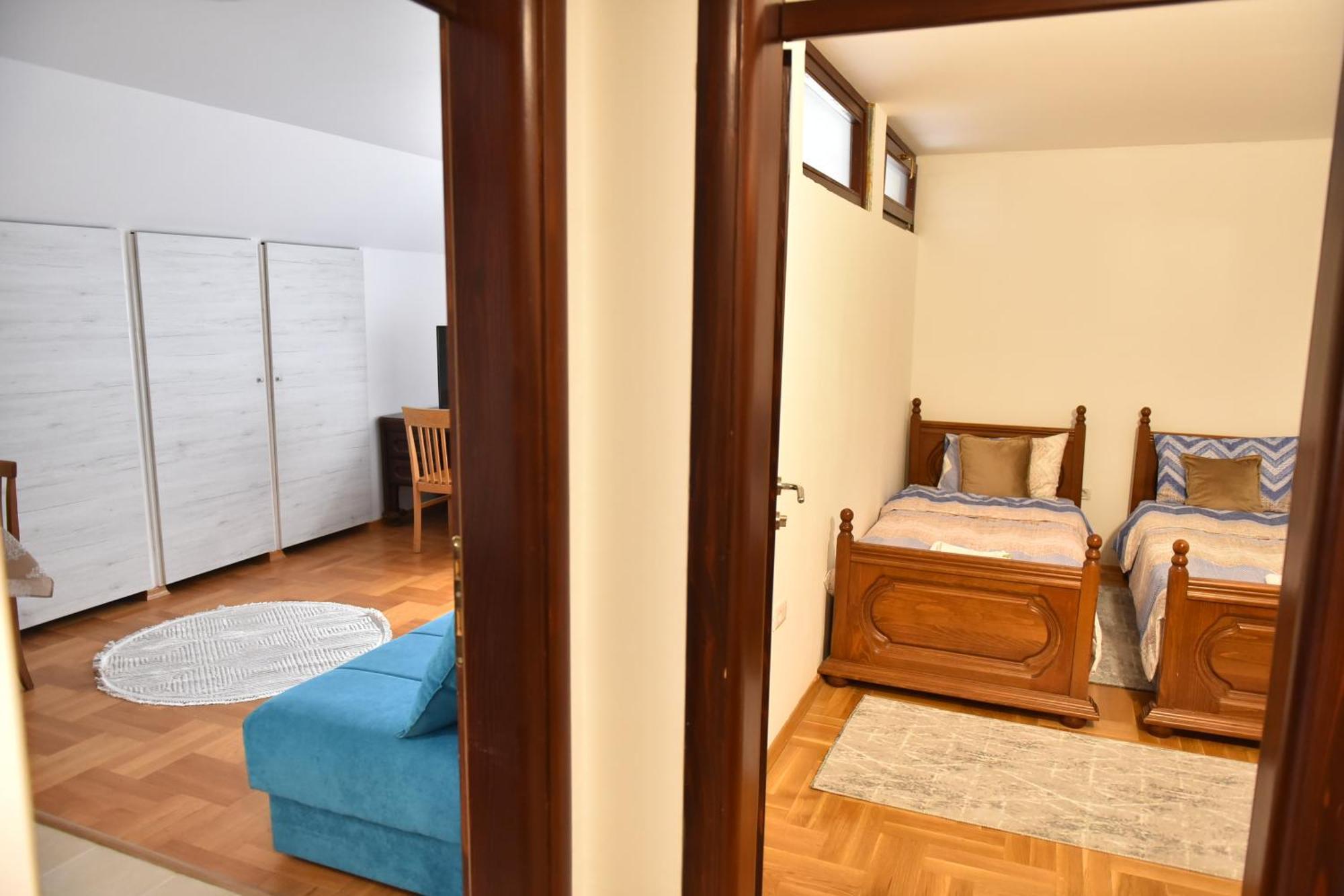 Apartments Ravno プルジネ 部屋 写真