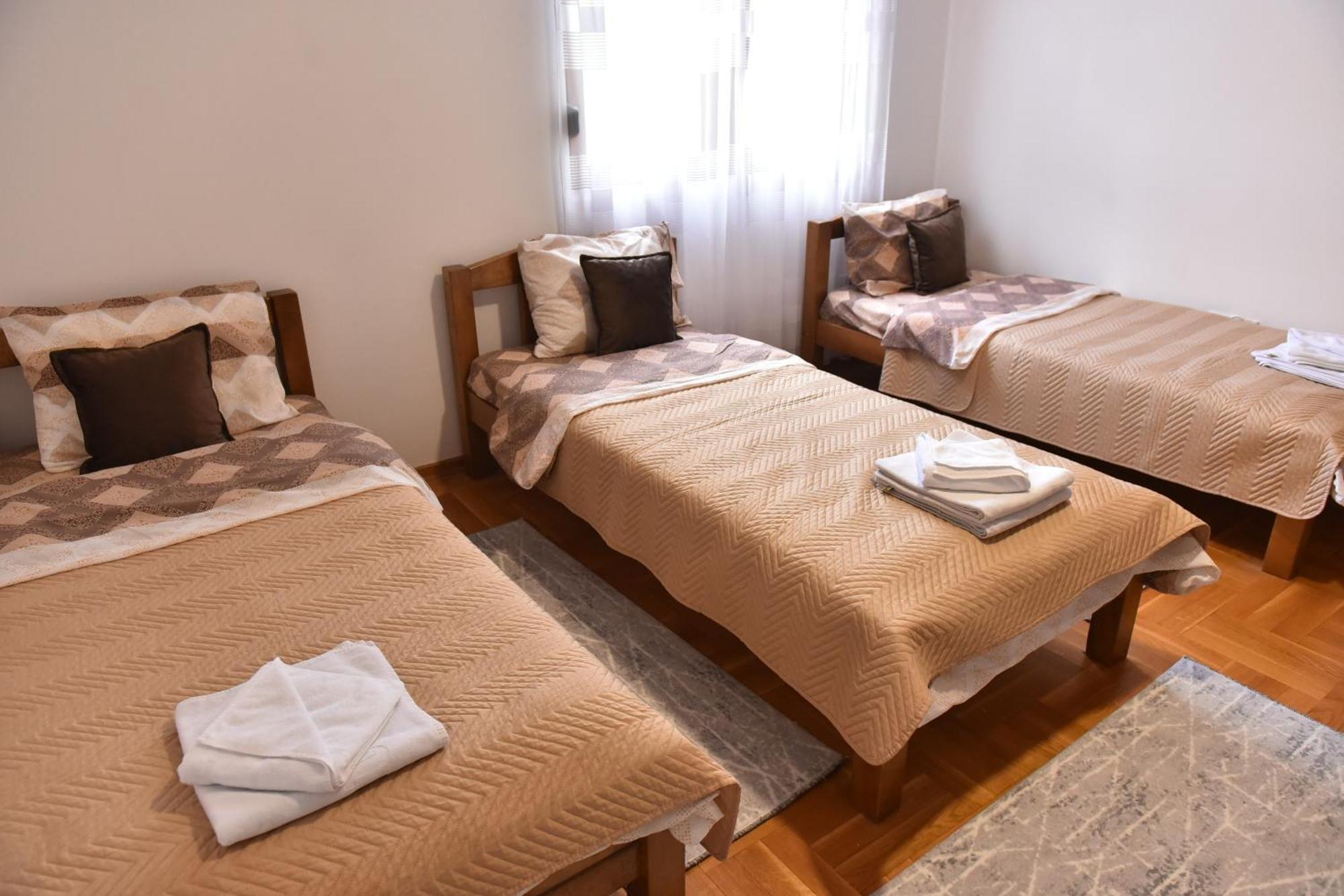 Apartments Ravno プルジネ 部屋 写真
