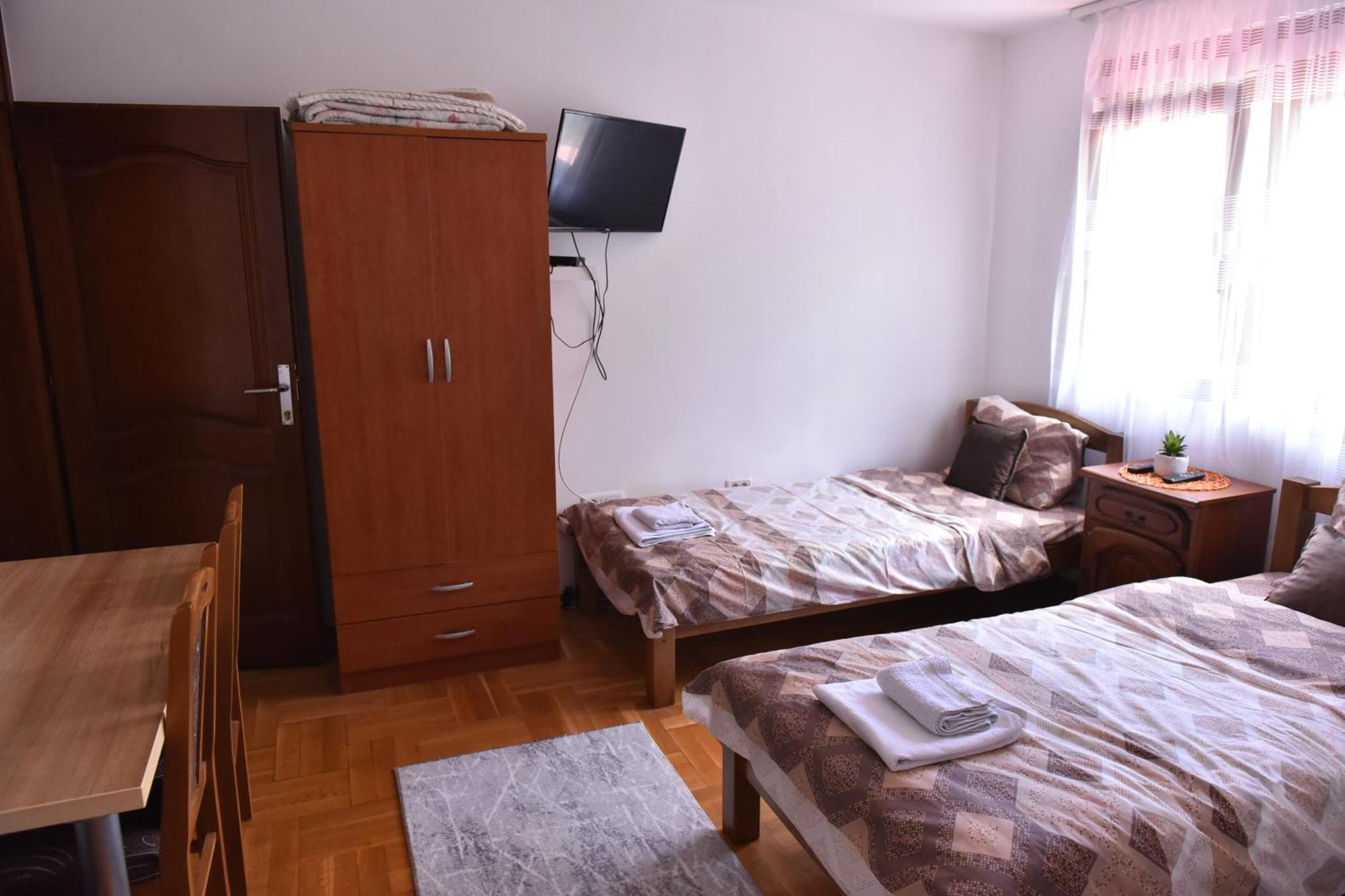Apartments Ravno プルジネ 部屋 写真